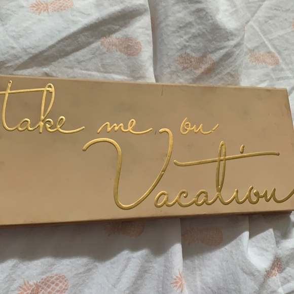Kylie Cosmetics Take Me on Vacation Palette - Picture 1 of 3